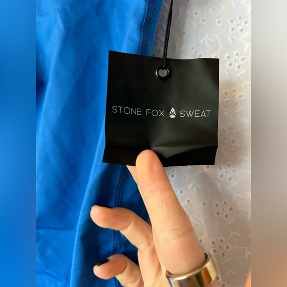 NWT Stone Fox Sweat Blue Athletic Capri Crop Legging Yoga Pants - Picture 3 of 5